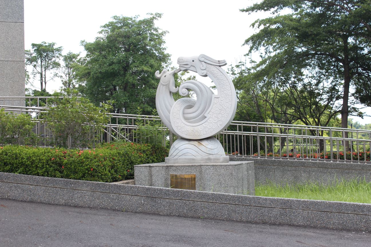 圖片：臺南市白河區公所納骨堂，共10張